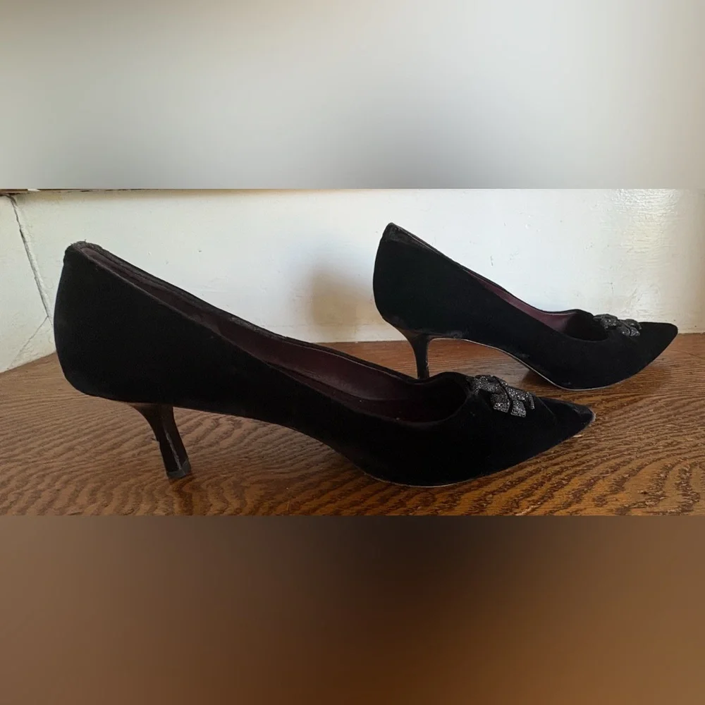 Tory Burch Black Velvet Eleanor 65‎ MM Heels Size 11 Flaw: Wear